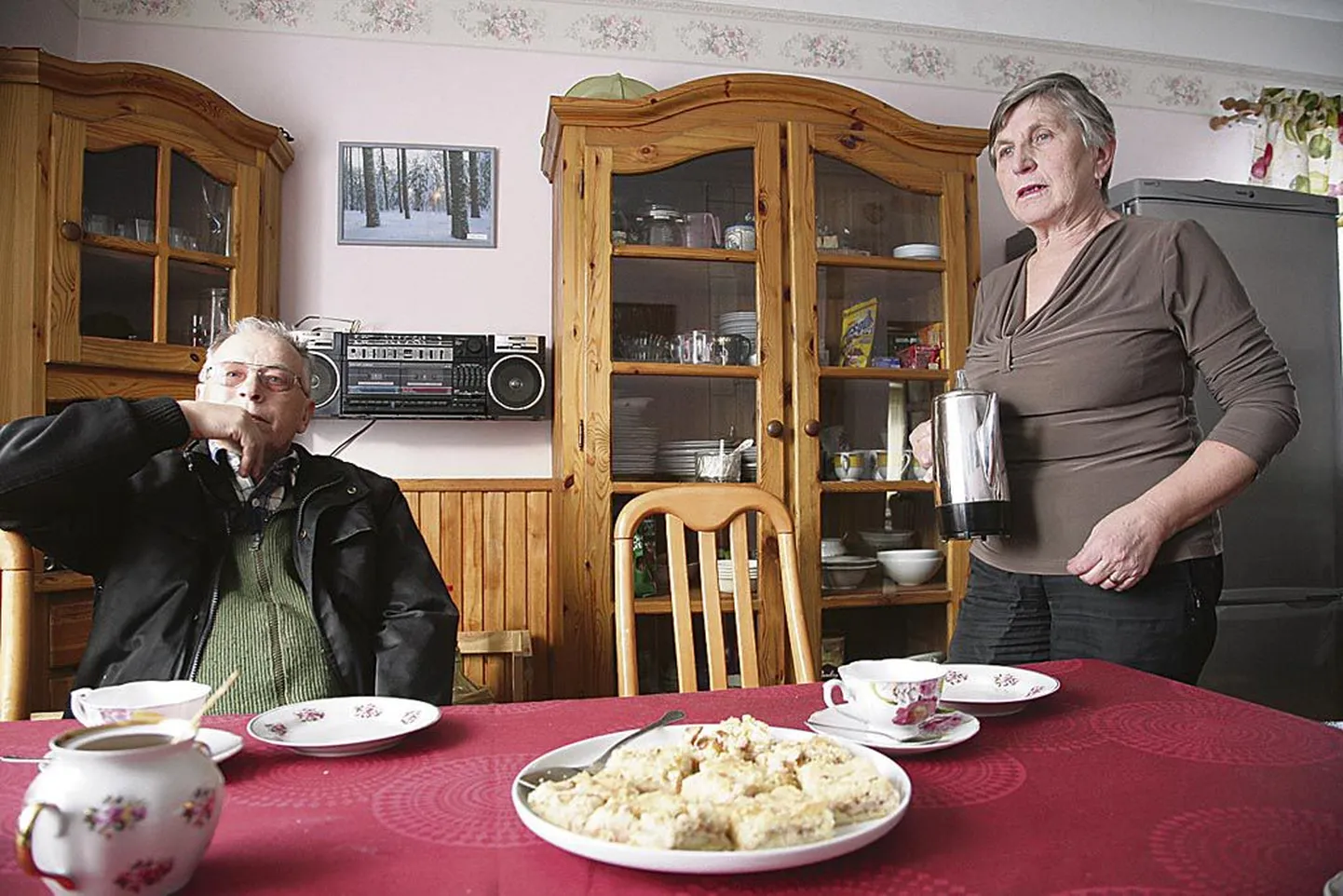 “Oleme siin nagu piiri saarel, vastas on riigimets, ümberringi talud,” põhjendab Piirisaare puhketalu perenaine Marju Pulst koha nime saamislugu.