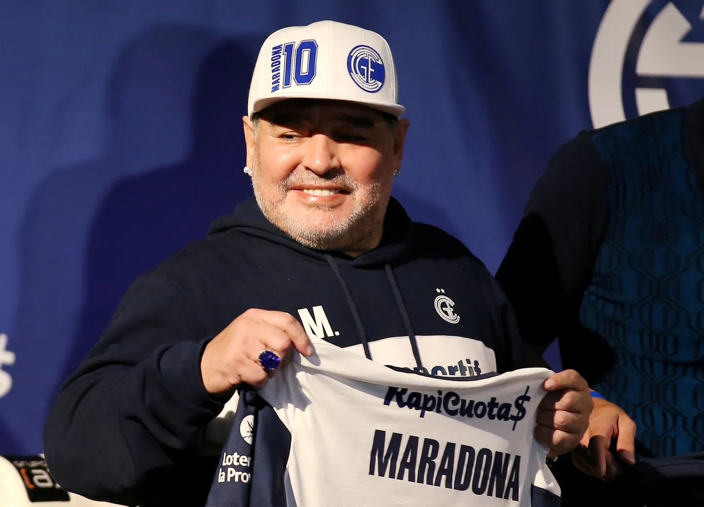 Läbi aegade üks paremaid jalgpallureid Diego  Maradona.
