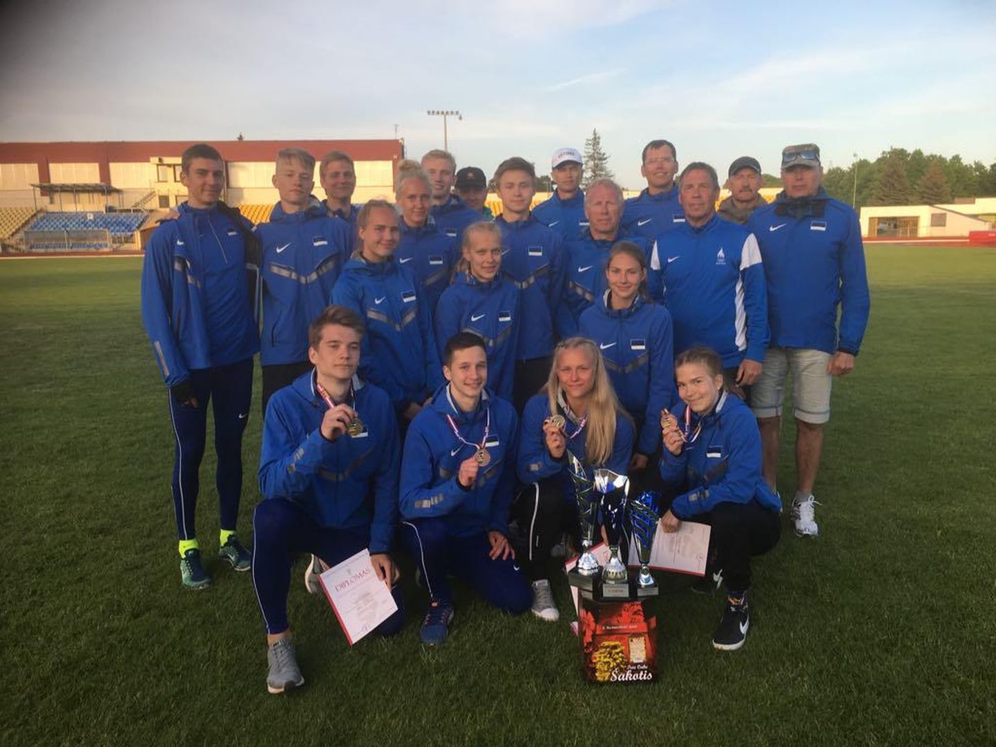 Eesti U18 ja U20 kergejõustikukoondis.