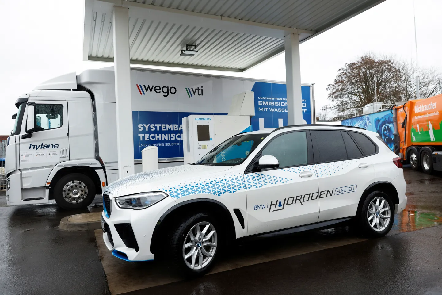 BMW iX5 Berliini uues vesinikutanklas