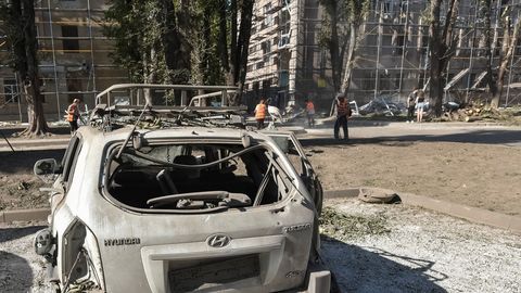 Krievijas raķete trāpa Ukrainas armijas apmācību centrā; nogalināti trīs karavīri