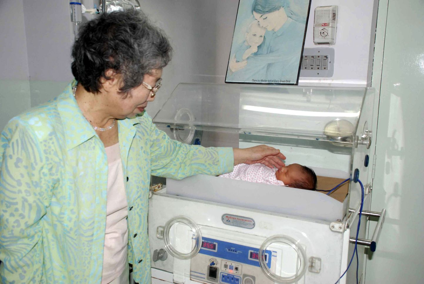 61-aastane jaapanlanna sünnitas lapselapse