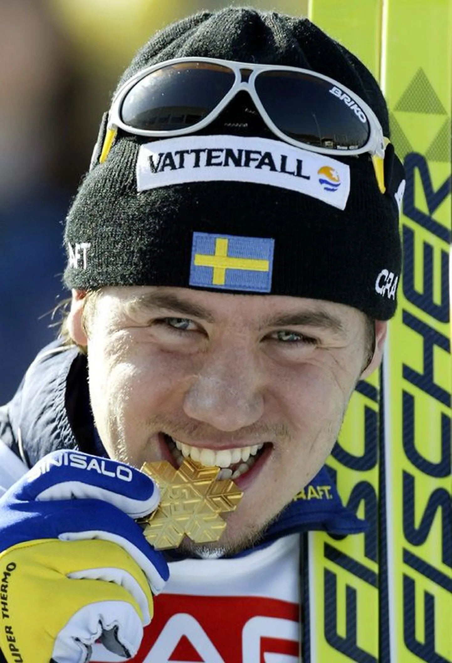 Per Elofsson 10 km kuldmedaliga Val di Fiemmes 2003. aastal.