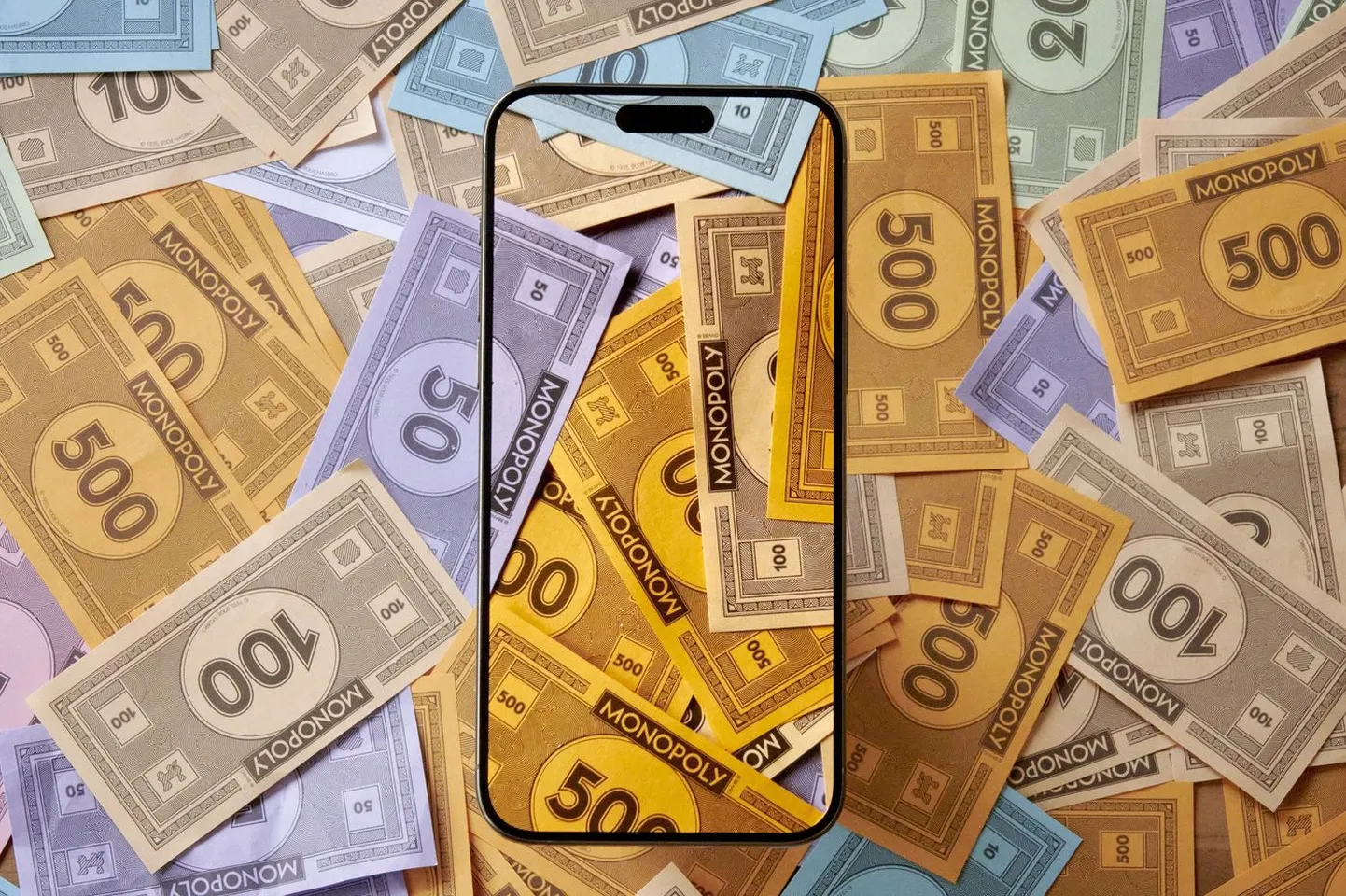 Monopoli-raha peaks telekomidele käima küll, räägitakse.