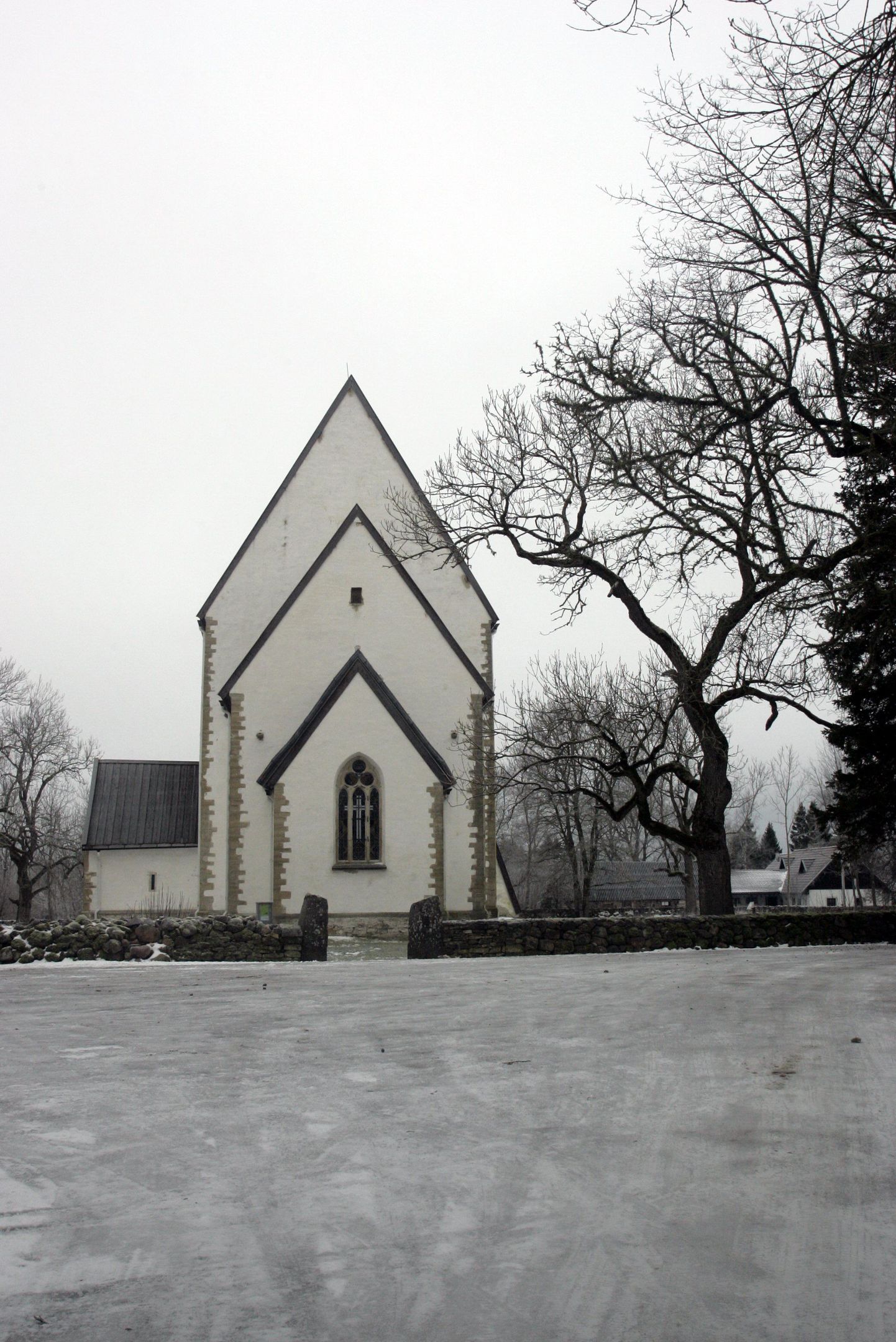 Liiva kirik Muhumaal.