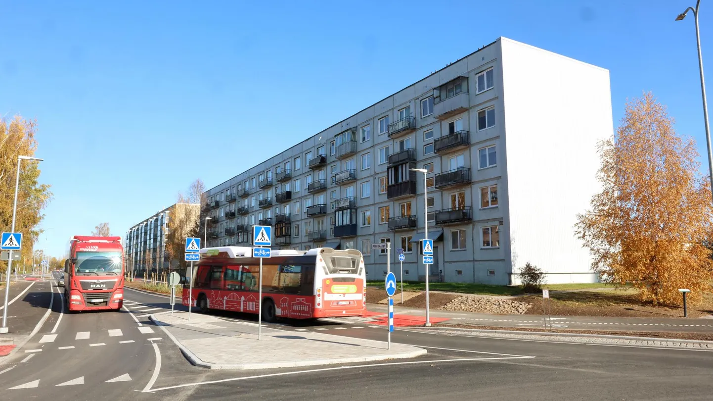 Nii reka-, liinibussi- kui ka sõiduauto­juhid on hiljuti avatud Põhja puiestee üles leidnud, sealne liiklus on küllalt tihe.