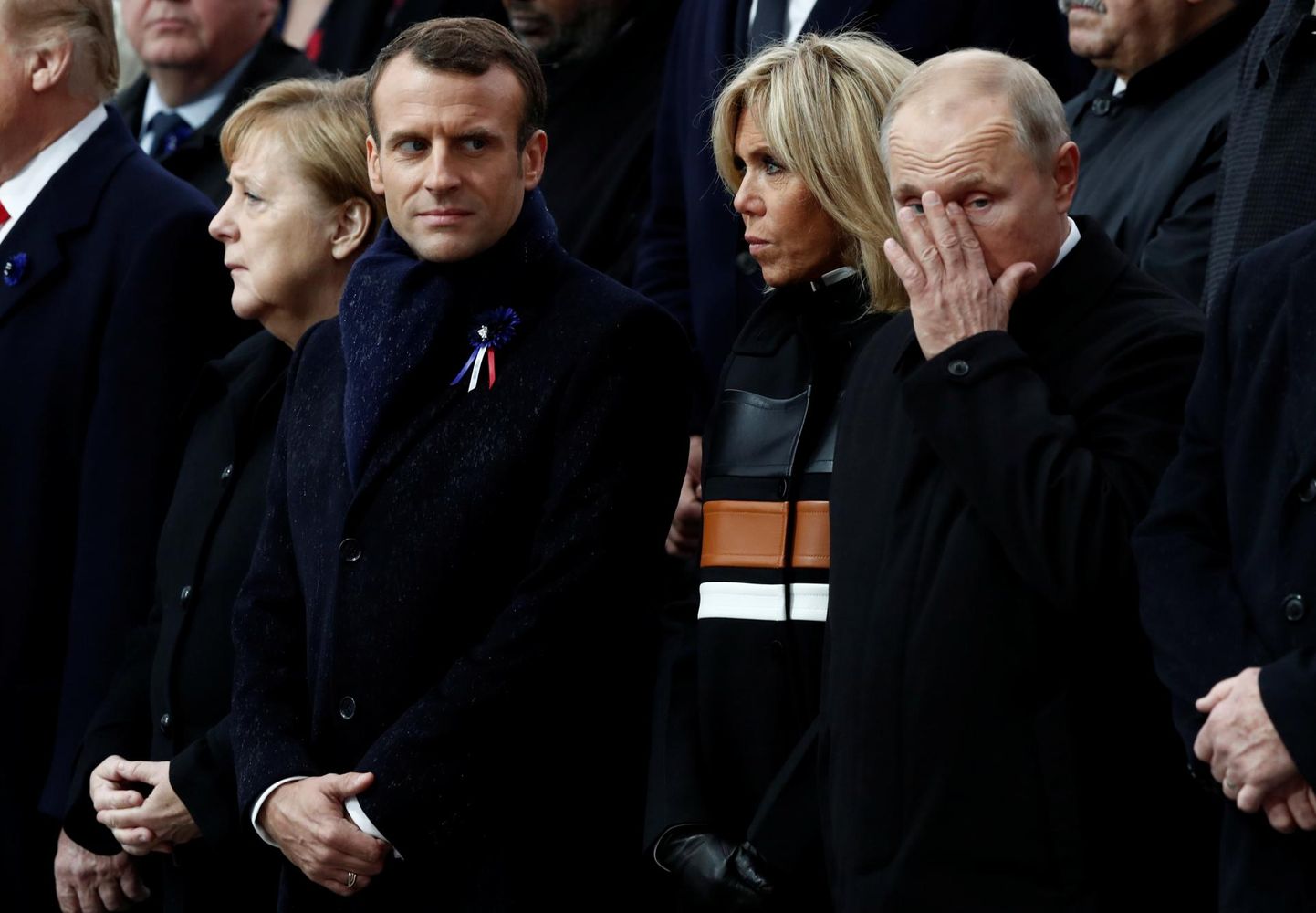 Angela Merkel, Emmanuel ja Brigitte Macron ning Vladimir Putin Pariisis Triumfikaare juures toimunud tseremoonial.