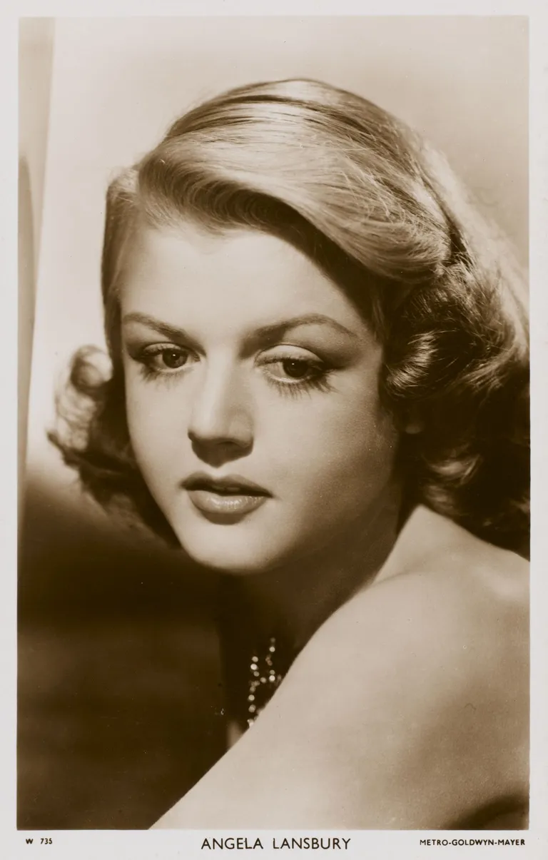 Angela Lansbury 1940. aastate alguses