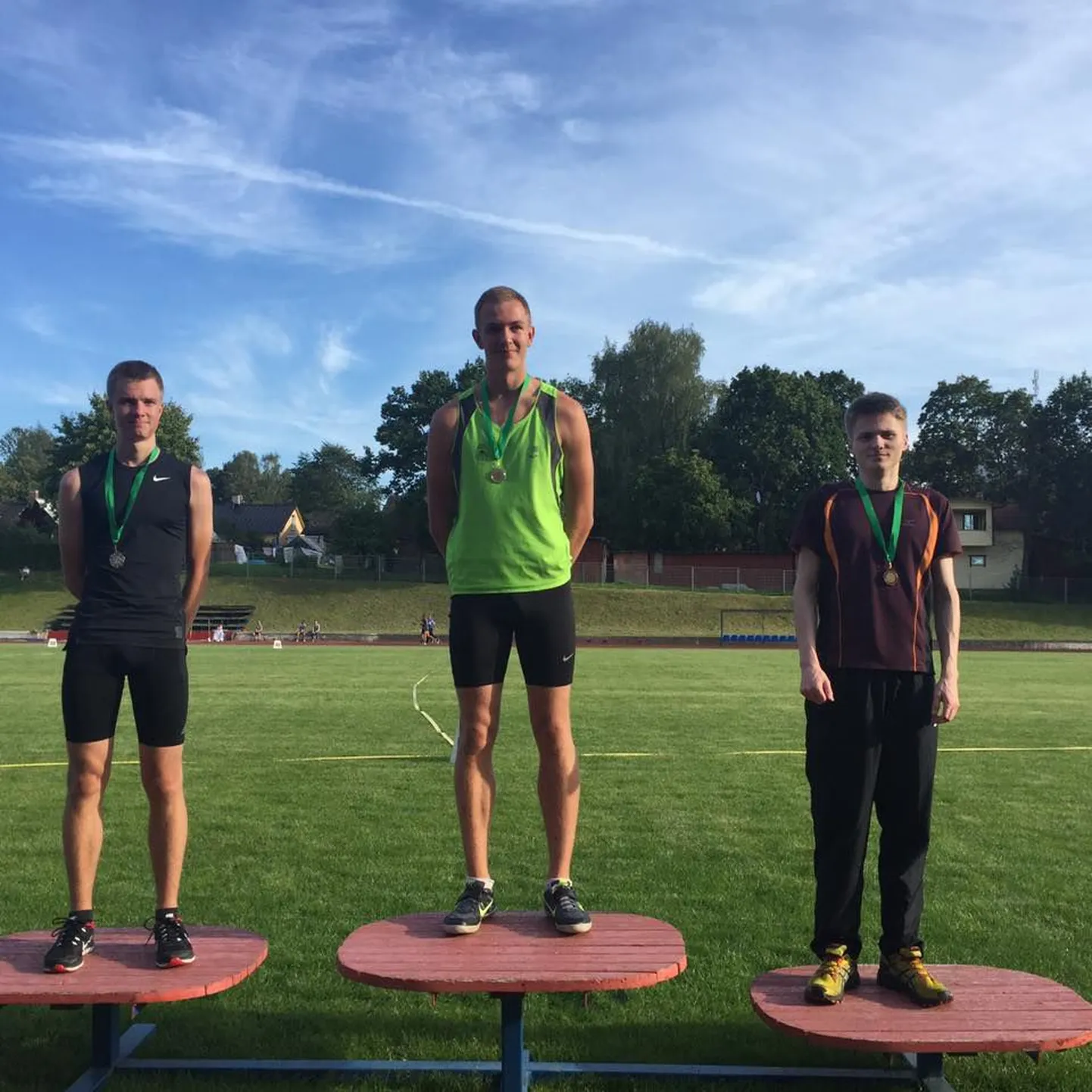 Meeste kõrgushüppe esikolmik: Taavi Eistre (hõbe), Karel Tilga (kuld) ja Tanel Visnap (pronks).