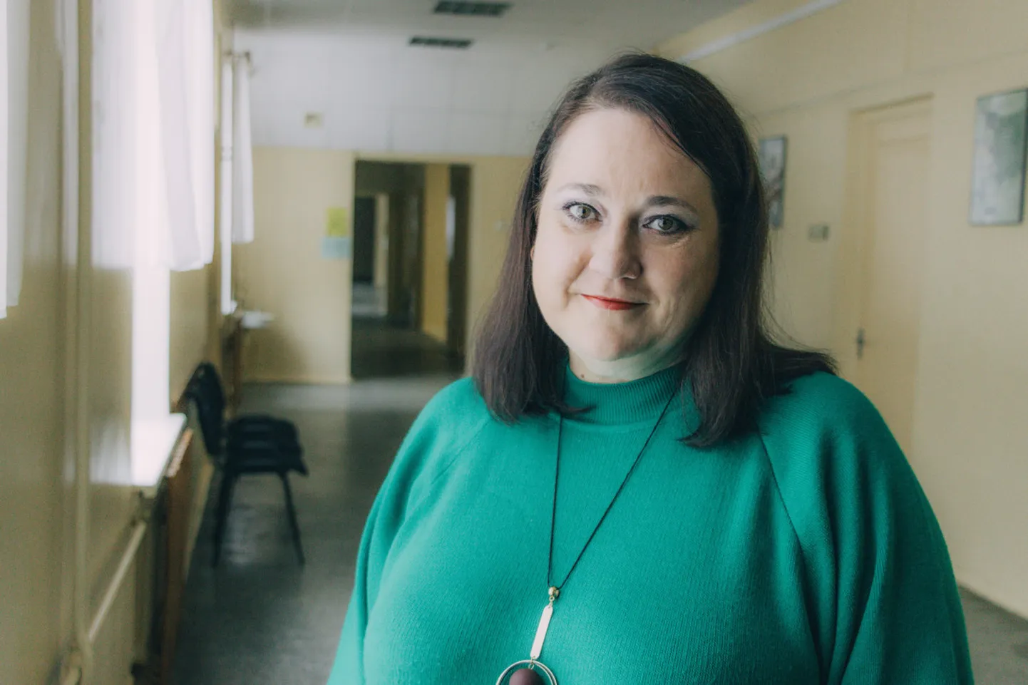 Марика Райчонок, директор Стропской основной школы-центра развития, считает, что, возможно, педагогам не удалось успешно пройти языковую проверку из-за стресса, и надеется, что они пересдадут экзамен и вернутся к работе.
