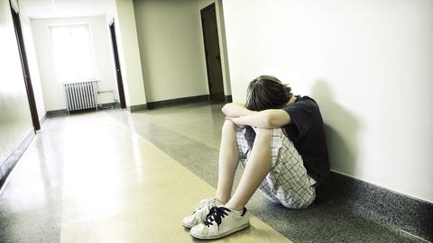 Õpetaja vägistas 12-aastase koolipoisi ja sundis teda juhtunust vaikima