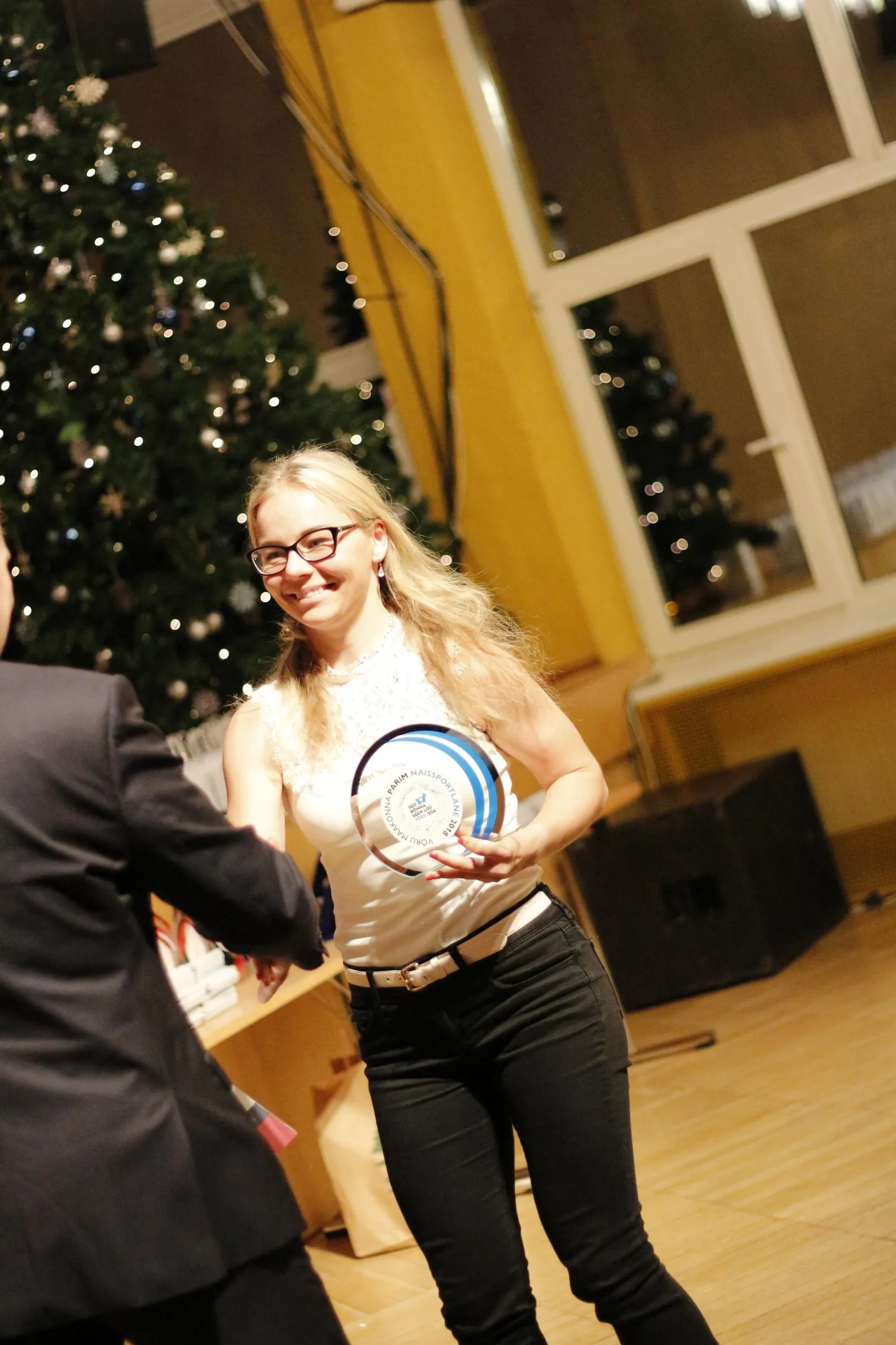 Parima naissportlase tiitli võttis vastu orienteeruja Daisy Kudre. FOTO: Võrumaa Spordiliit