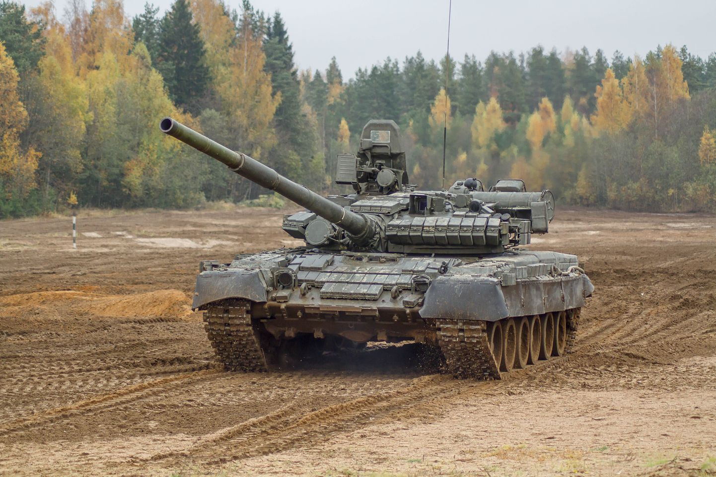 T-80 tanks. Ilustratīvs attēls.