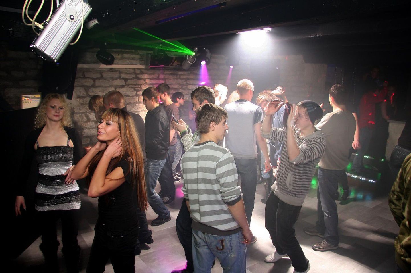 Power Rave klubis Ibiza.