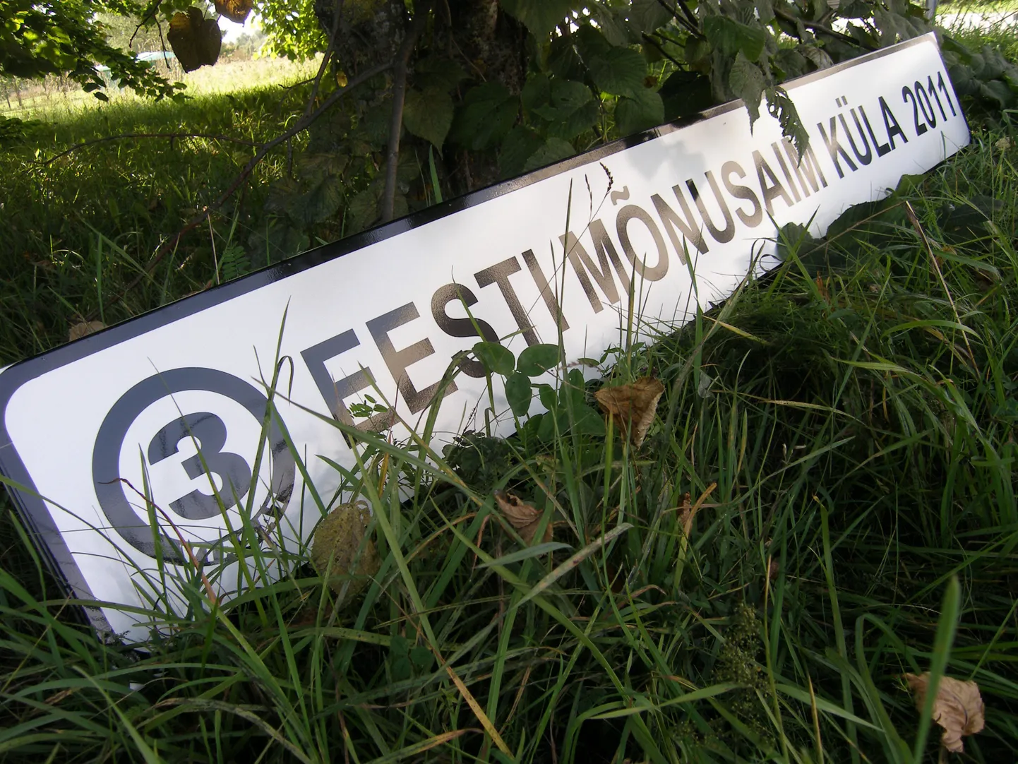 Mõnusaima küla silt.