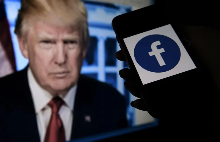 Ekspresidenti Donald Trump asutas oma sotisaalmeediaplatvormi 4. mail 2021. Facebooki, Twitteri ja Instagrammi juurdepääsu tal endiselt ei ole.