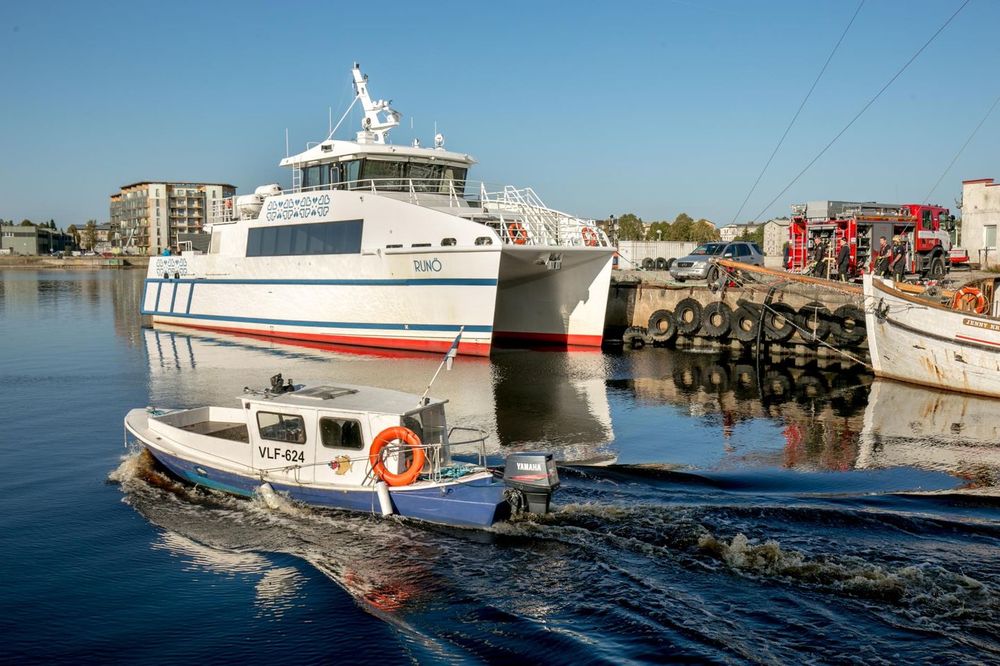 Riigihalduse ministri Janek Mäggi kinnitusel naaseb katamaraani tüüpi parvlaev Runö liinile reedel kell 18.