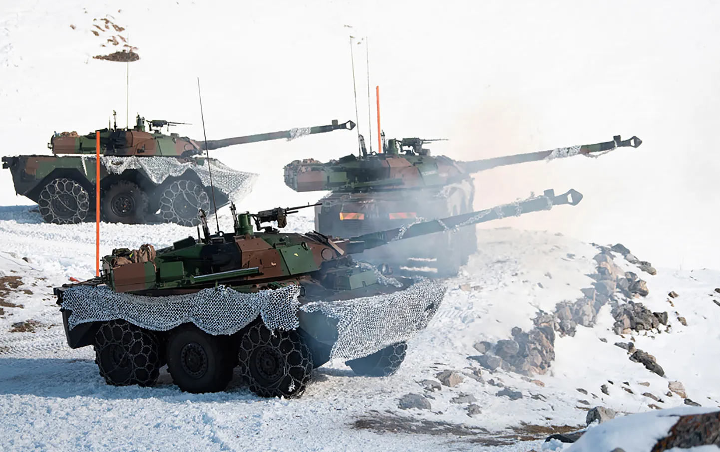 Французские легкие танки AMX-10 RC.
