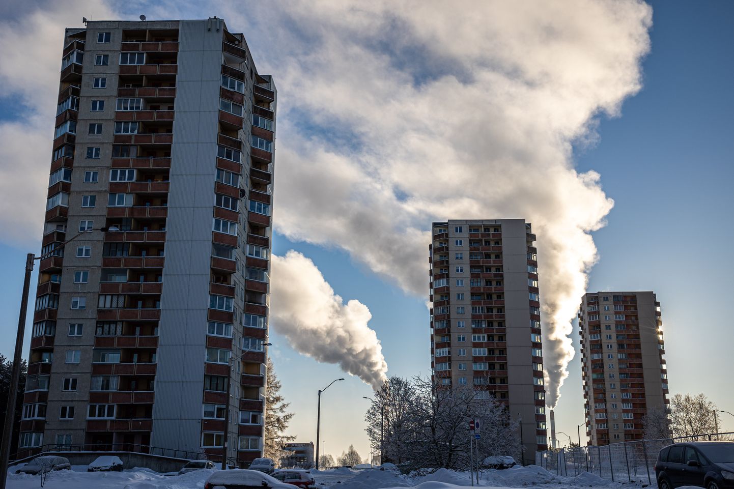 11.01.2022, Tallinn. Foto illustreerimaks külma ilma ja kõrgeid küttekulusid. Lasnamägi. Foto Remo Tõnismäe, Postimees