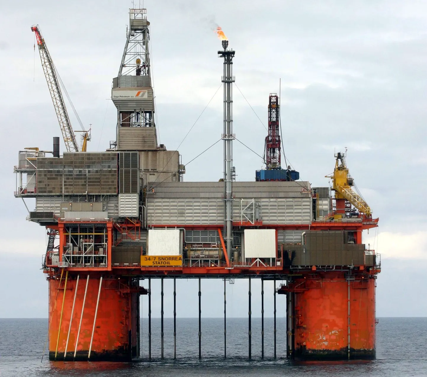 Statoilile kuuluv naftaplatvorm Snorre A Põhjameres.