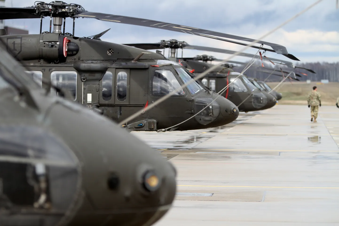 Вертолеты Black Hawk