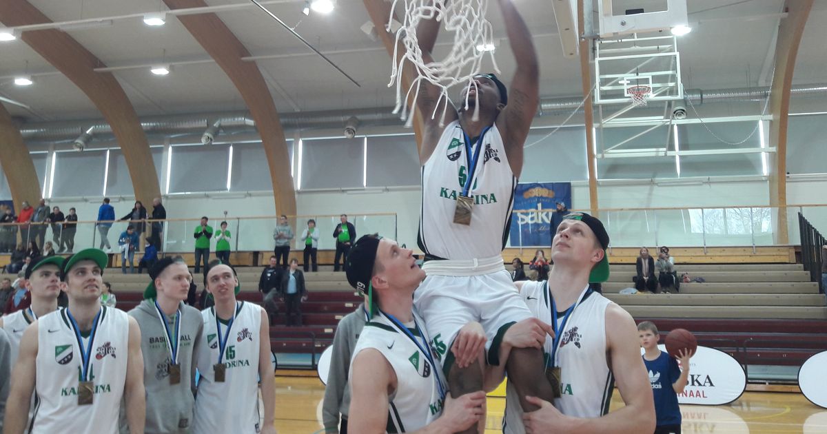 Jõhvi spordihalli korvivõrk rändas Kadrinasse
