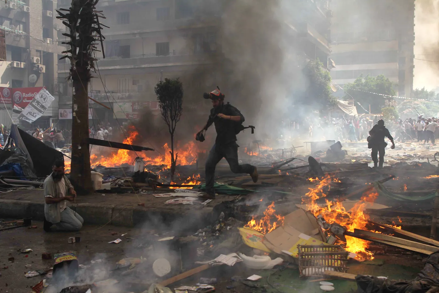 Беспорядки в Египте продолжаются.