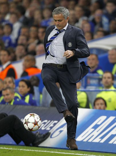 Chelsea peatreener Jose Mourinho on praegu tuntuim Portugalist pärit jalgpallitreener.