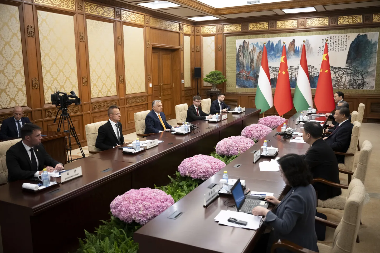 Ungari peaminister Viktor Orbán peab 8. juulil Pekingis kõnelusi Hiina presidendi Xi Jinpingiga.