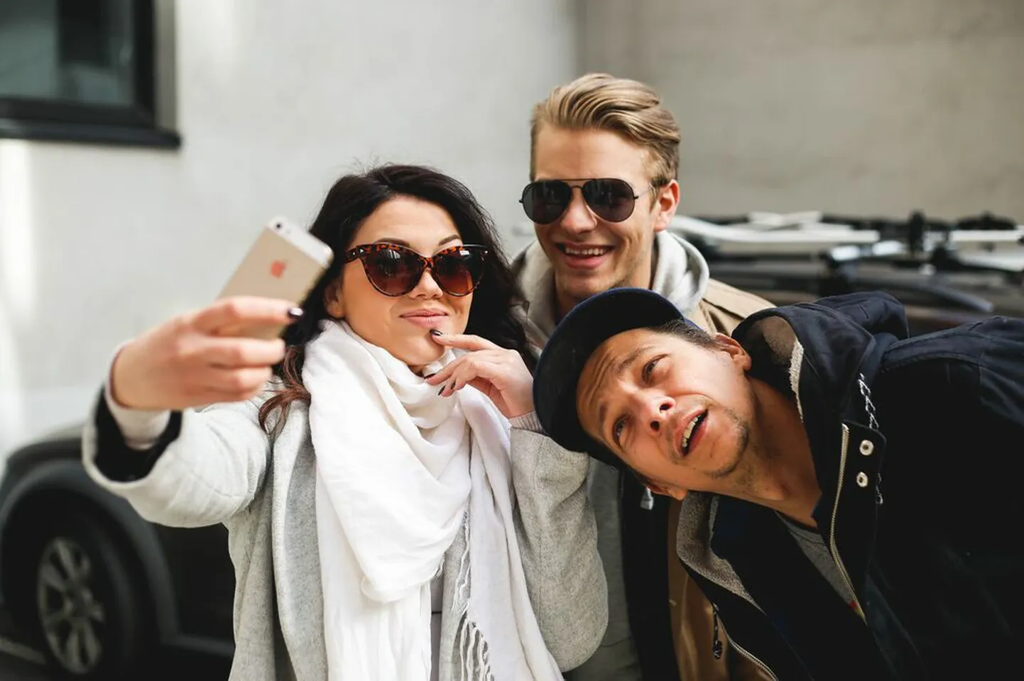 Elina Born & Stig Rästa, Daniel Levi