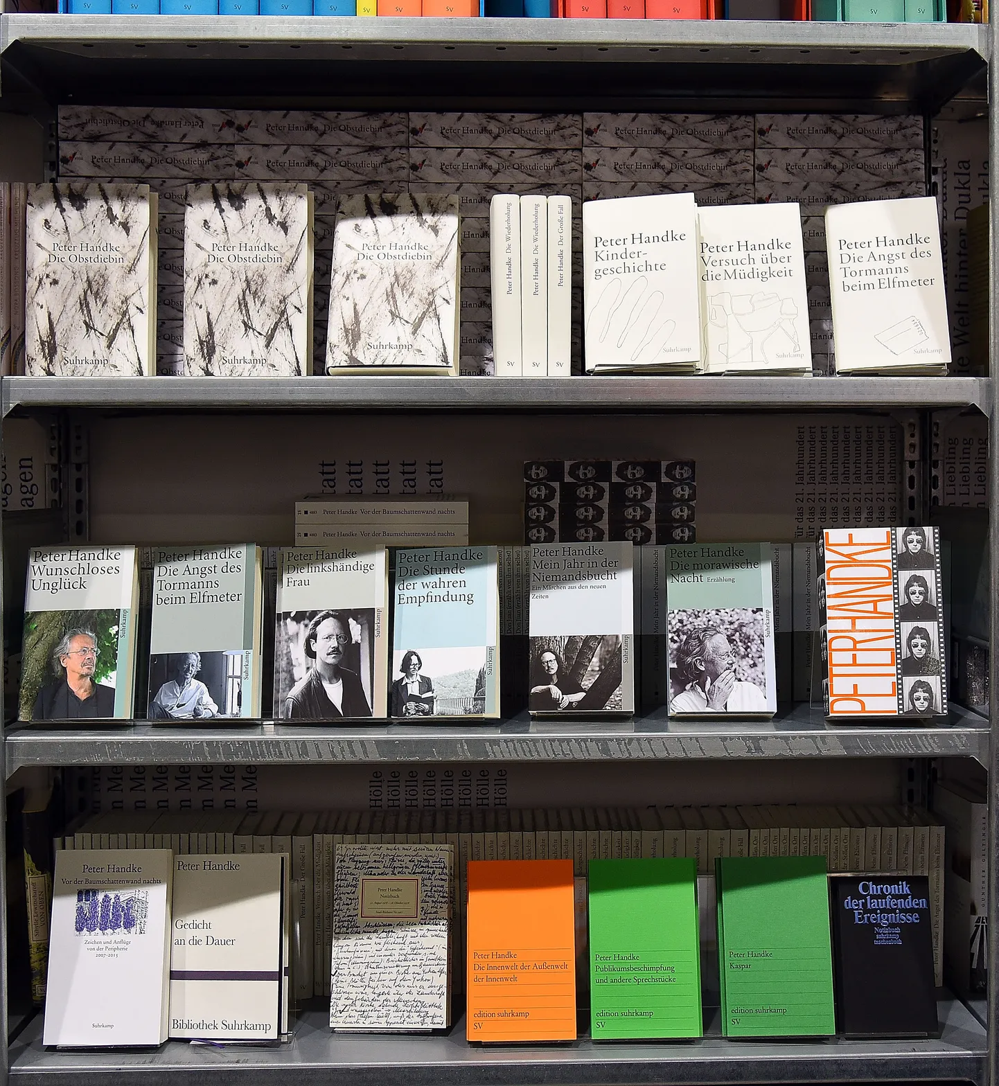Peter Handke raamatud Frankfurdi raamatumessil.