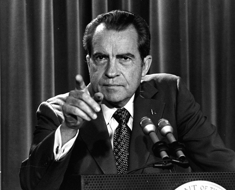 USA president Richard Nixon 15. märtsil 1973 Valges Majas pressikonverentsil, kus teatas, et ei luba oma nõunikul John Deanil Watergate'i skandaali uurimisega seoses USA kongressis tunnistusi anda
