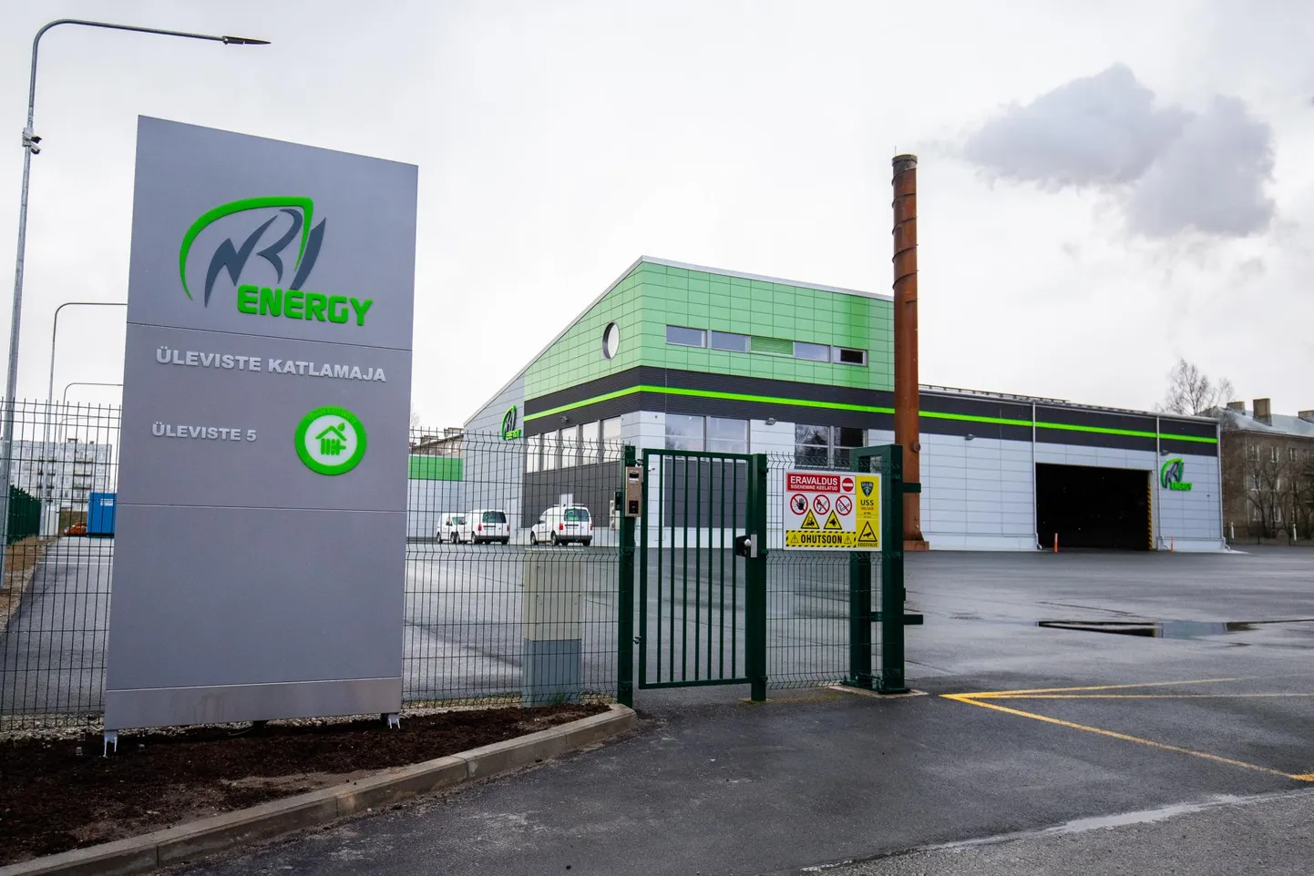 N.R. Energy OÜ-l on Tapal kolm katlamaja