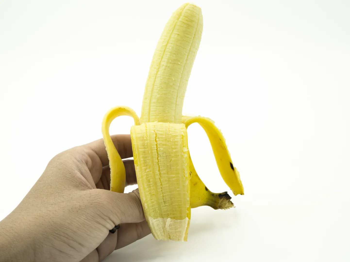 Banaan sisaldab kiudaineid, mis aitavad väljaheitel taas tahkemaks muutuda.