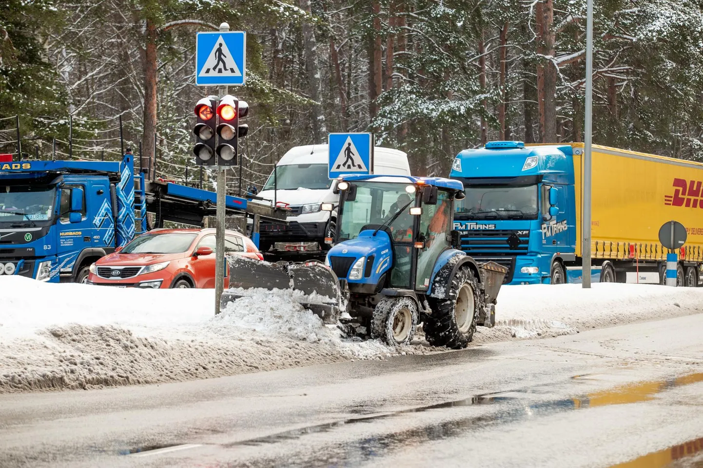 Aastad on väga erinevad, seda ilmestab ka pilt eelmise aasta jaanuari lõpust, kui sahameestel oli palju tööd.