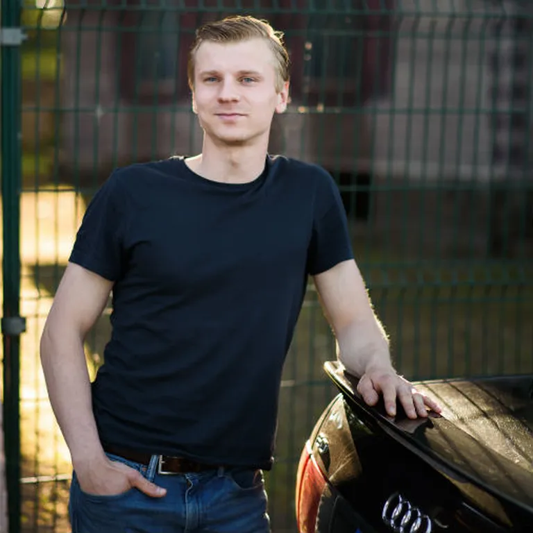 Герой рассказа, молодой предприниматель Андрей Кириллов