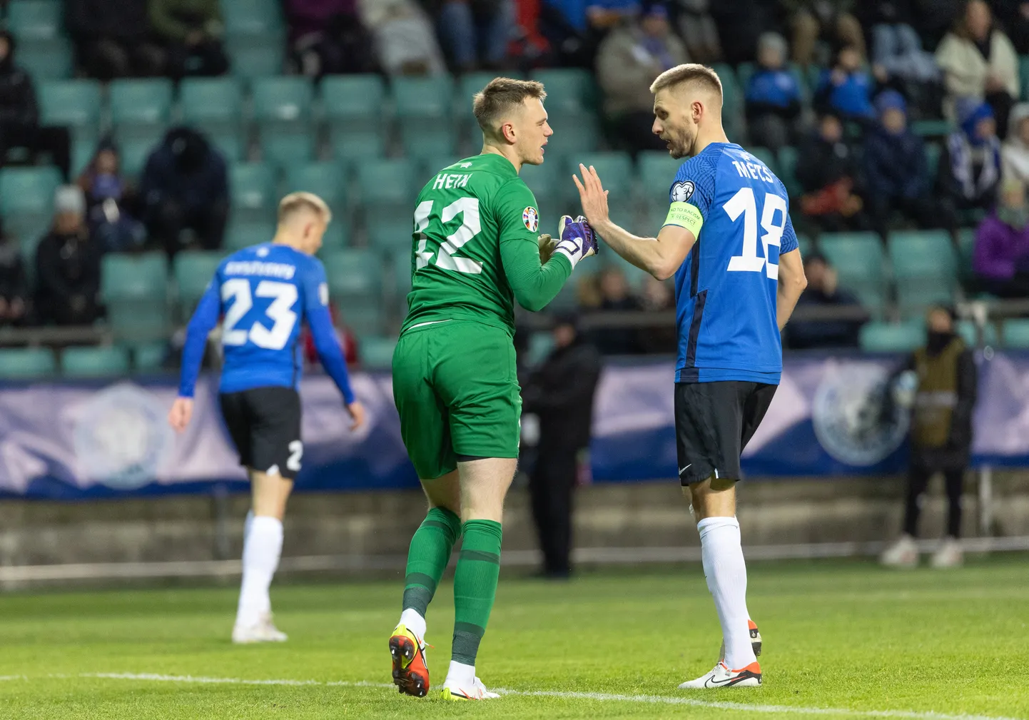 Karl Jakob Hein (rohelises) ja Karol Mets (paremal) - kaks eestlast Euroopa tippliigas.