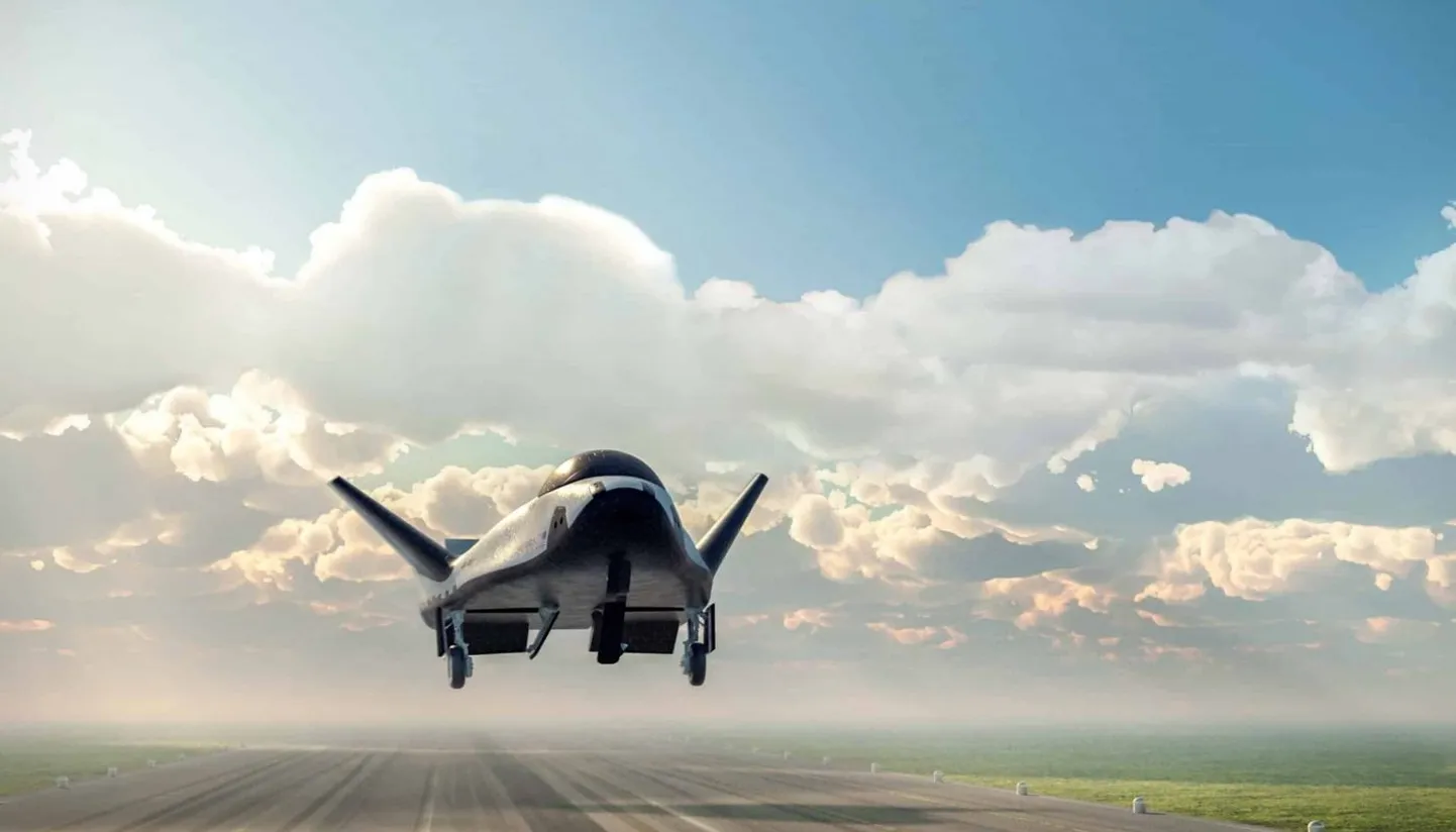Uus kosmoselaev Tenacity stardib kanderaketiga, kuid tuleb tagasi Maale nagu lennuk või nagu kunagi kosmosesüstikud maandusid.