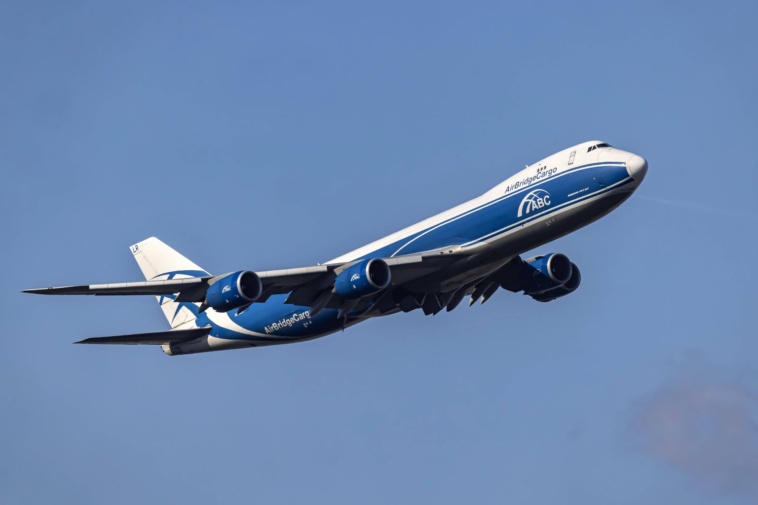 AirBridgeCargo Boeing 747 kaubalennuk.