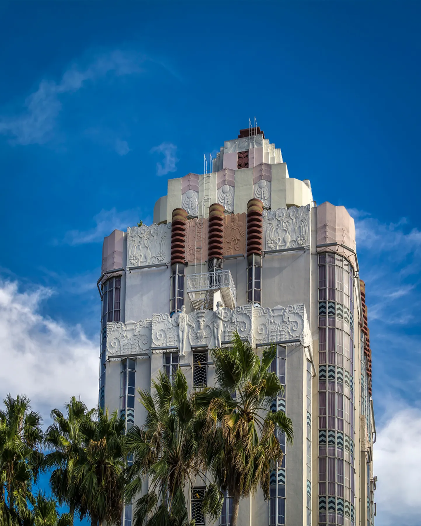 Sunset Tower Hotel