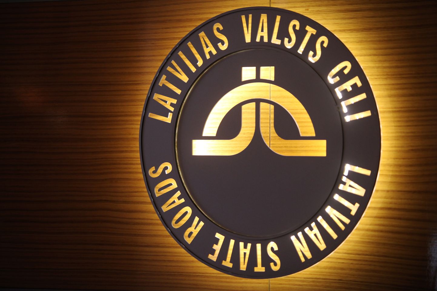 VAS "Latvijas valsts ceļi" logo.