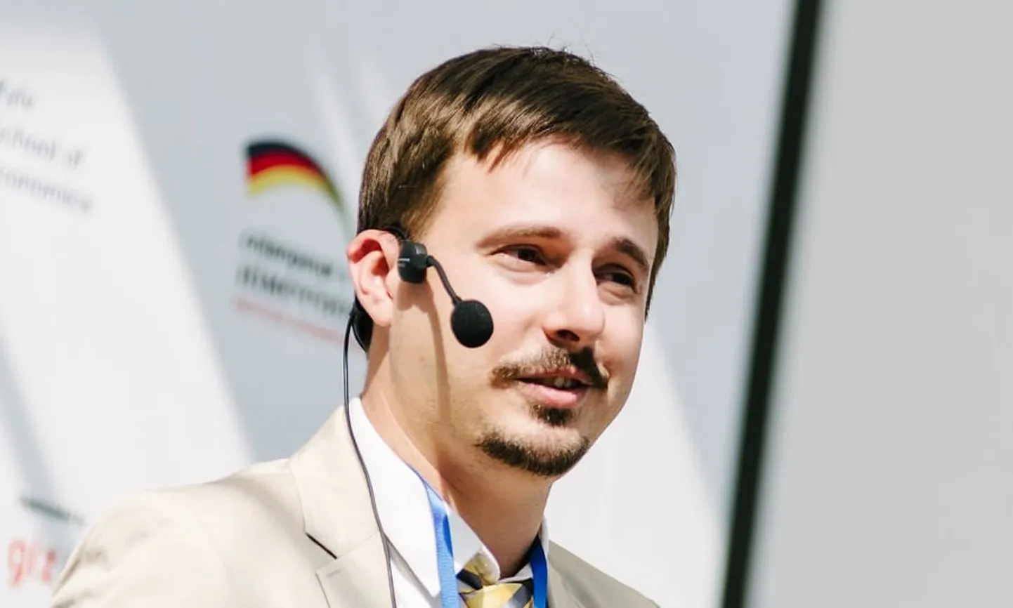 Дмитрий Яровой.