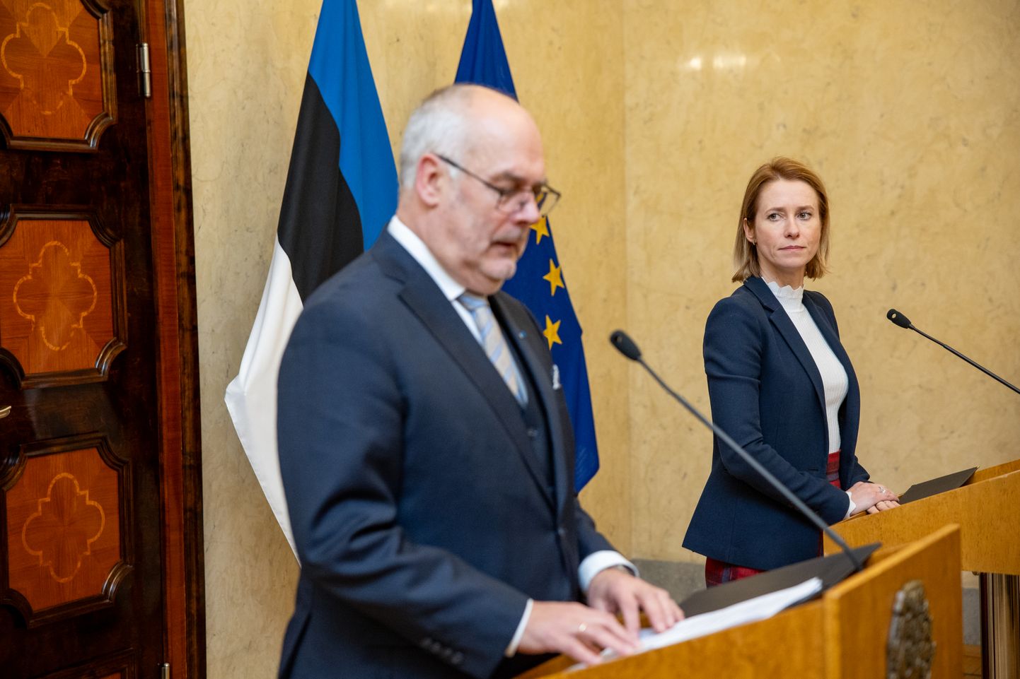 08.01.2023. Tallinn. Riigikaitse Nõukogu pressikonverents. President Alar Karis ja peaminister Kaja Kallas.