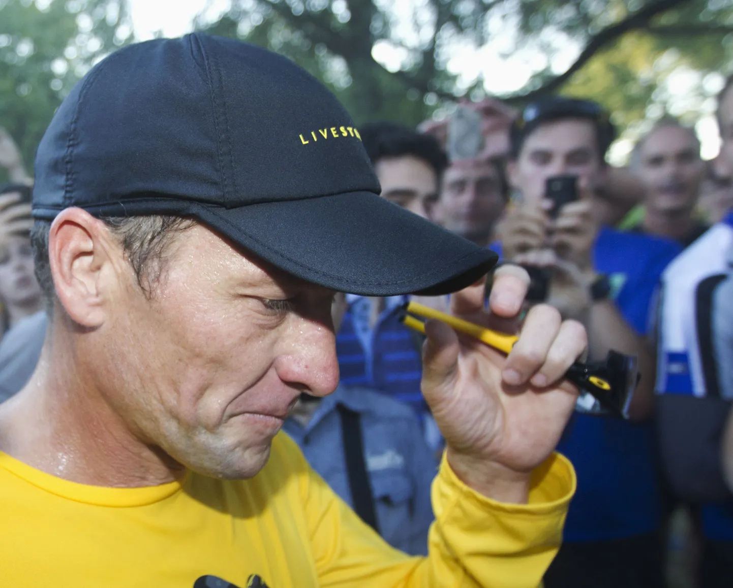 Lance Armstrong.