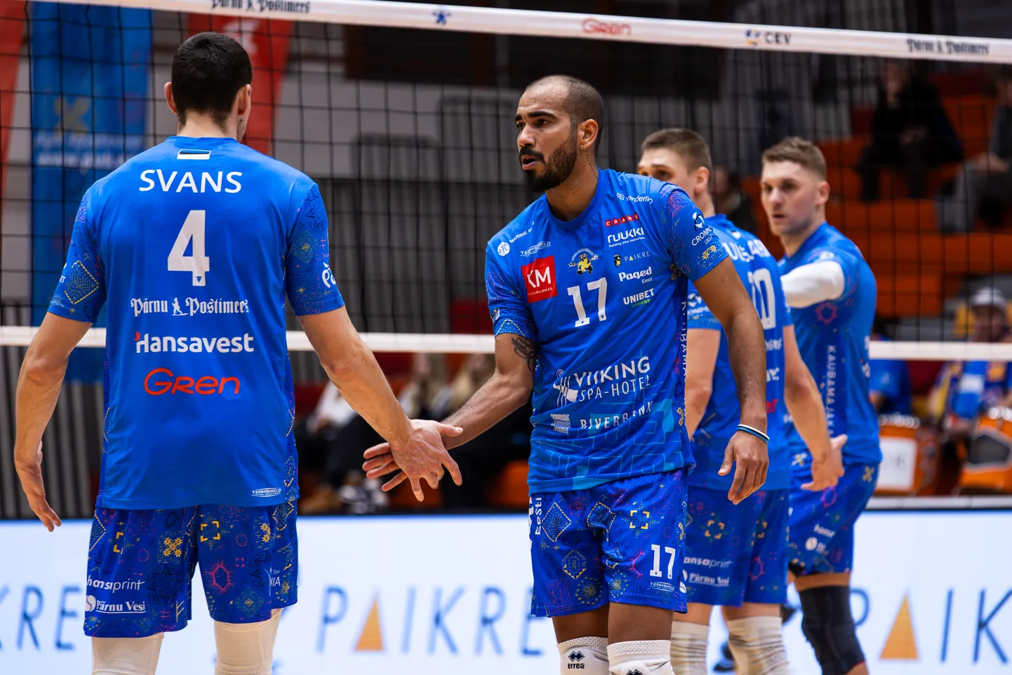 Carlos Paez (number 17) liitus Pärnuga selle hooaja alguses.