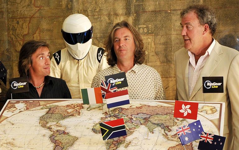 The Stig (taga), Richard Hammond (vasakul), James May (keskel) ja Jeremy Clarkson 2009