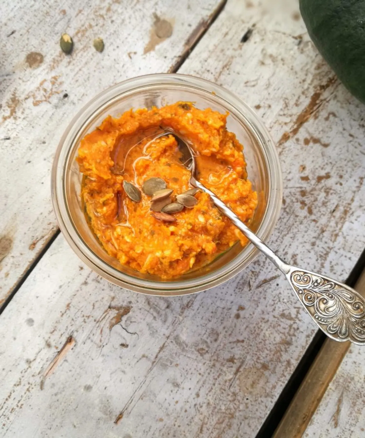 Tervislik kõrvitsapesto.