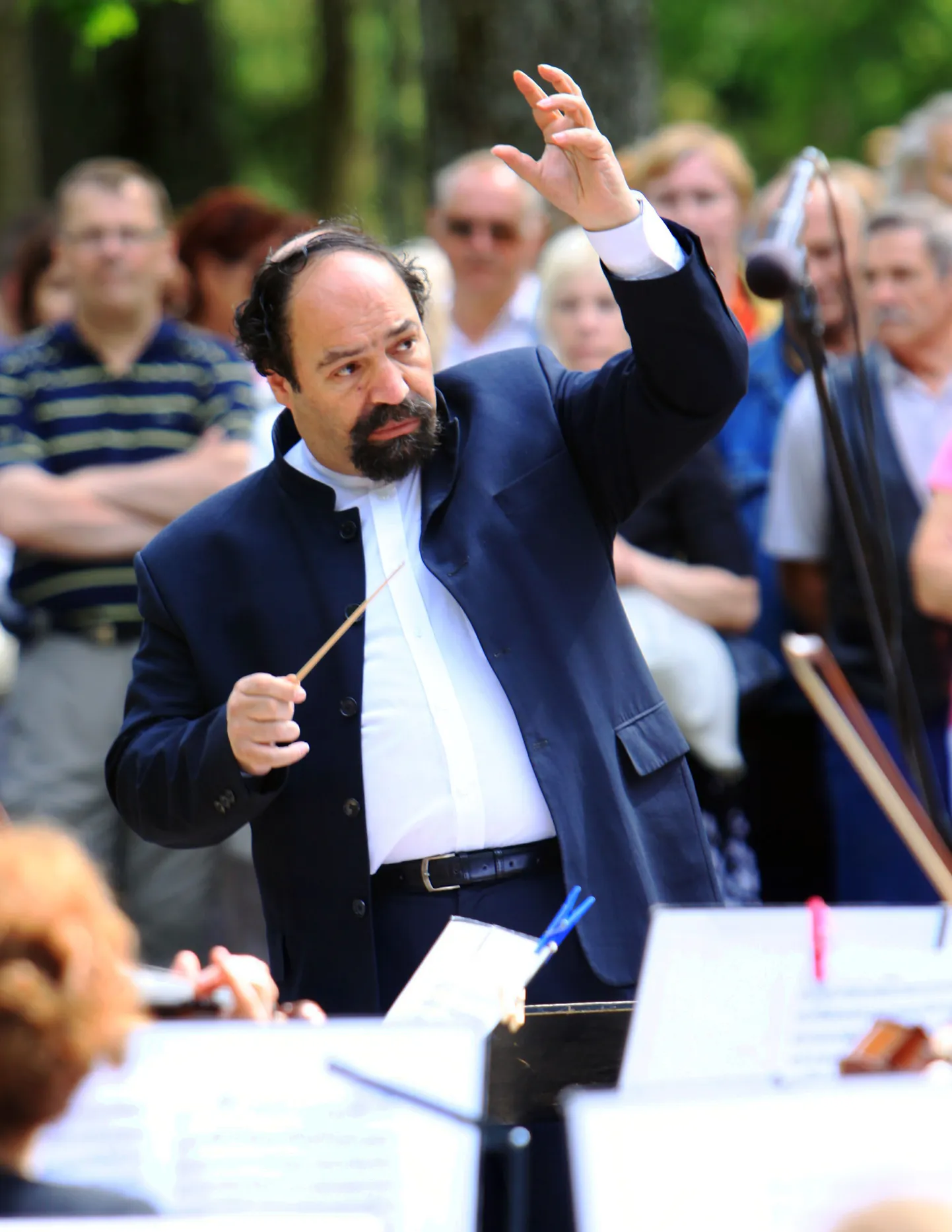 Jüri Alperten.