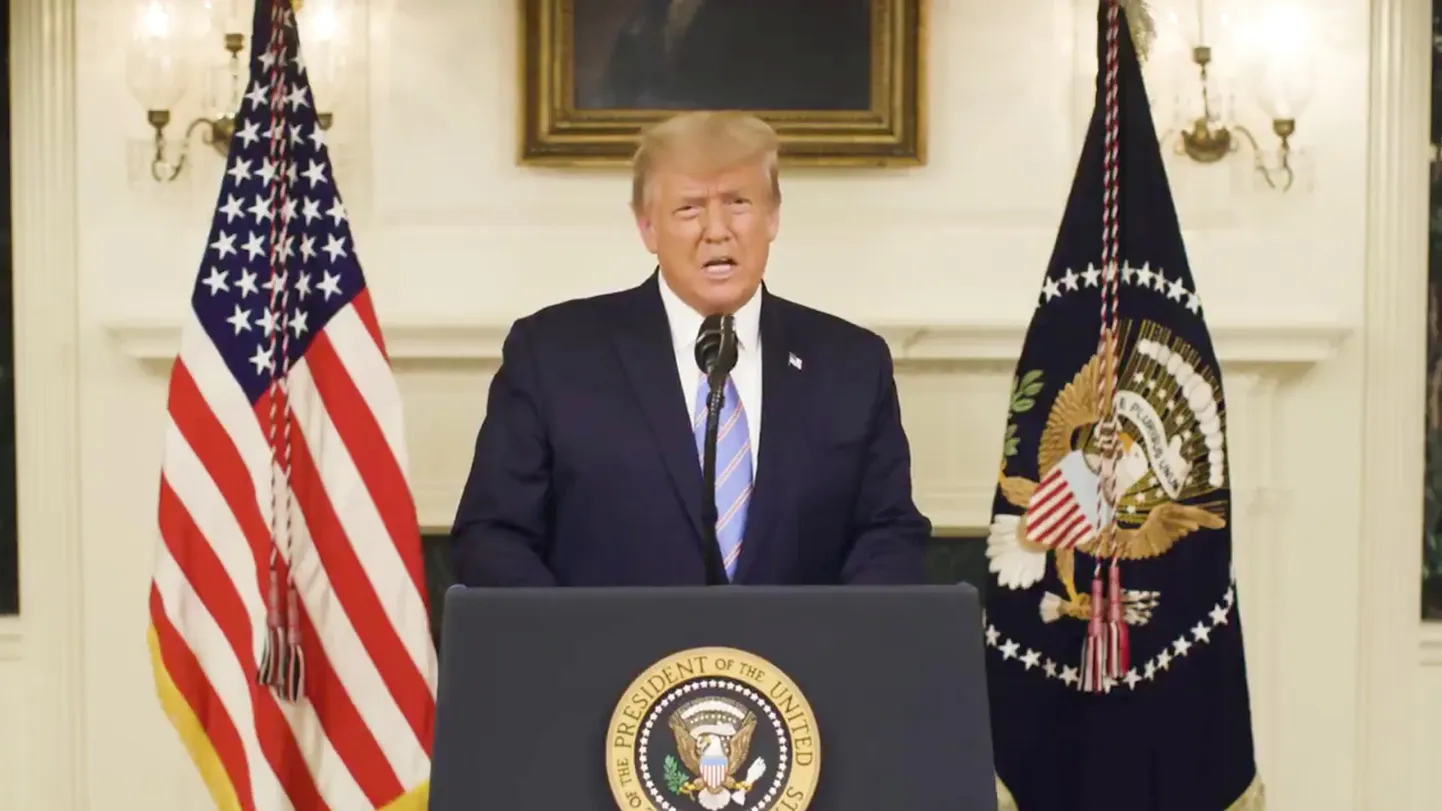Kaader USA presidendi Donald Trumpi pöördumisest.