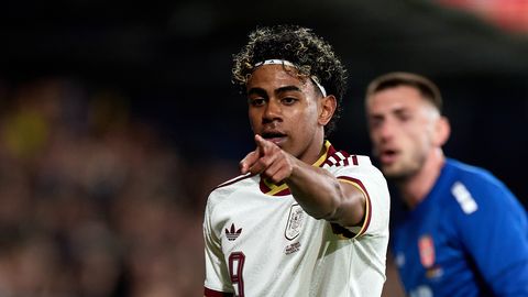 «Ignorantsed ja rassistlikud.» Yamal lajatas Hispaania fännidele